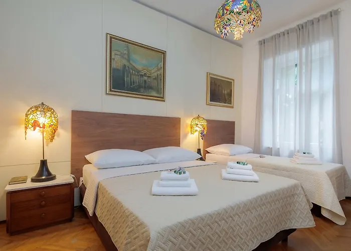 Plr-royal Luxury Апартаменты *