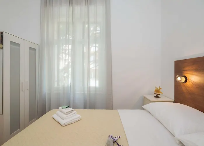 Plr-royal Luxury Lejlighed